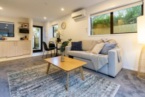 Charming Downtown hideaway 1 bed 1 bath